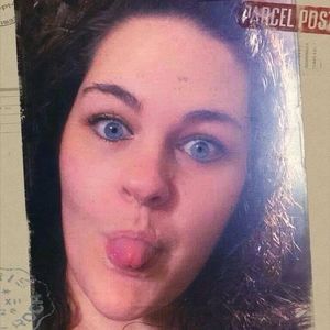 Meet your Posher, Christie